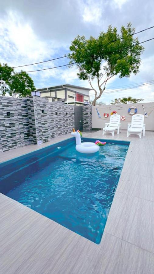 Bonjour Homestay Sungai Pelek Szoba fotó